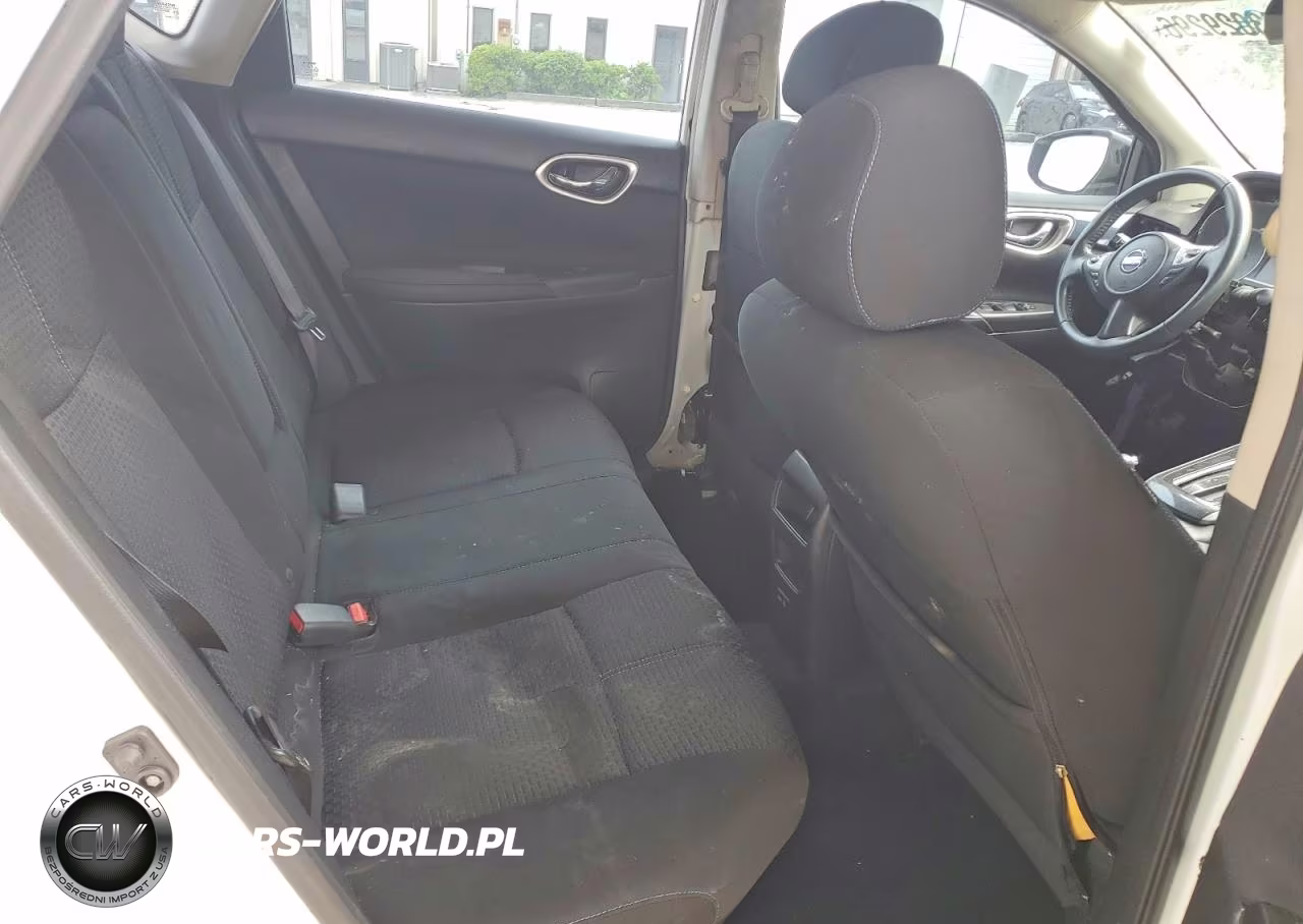 2018 Nissan Sentra Sr VIN:3N1AB7AP4JY245994 - 10