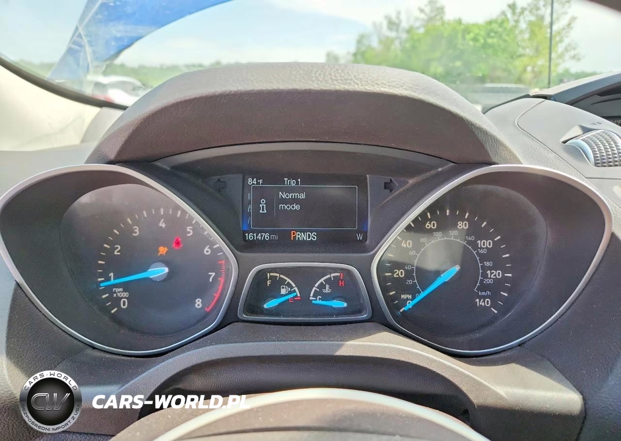 2017 Ford Escape Se VIN:1FMCU0G9XHUC88955 - 9