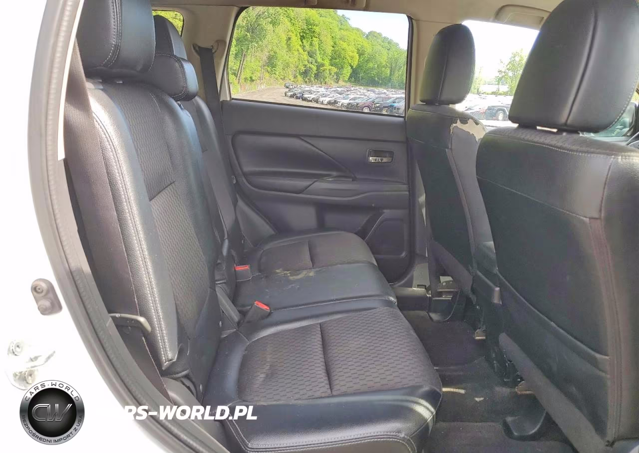 2015 Mitsubishi Outlander Se VIN:JA4AZ3A3XFZ000901 - 11