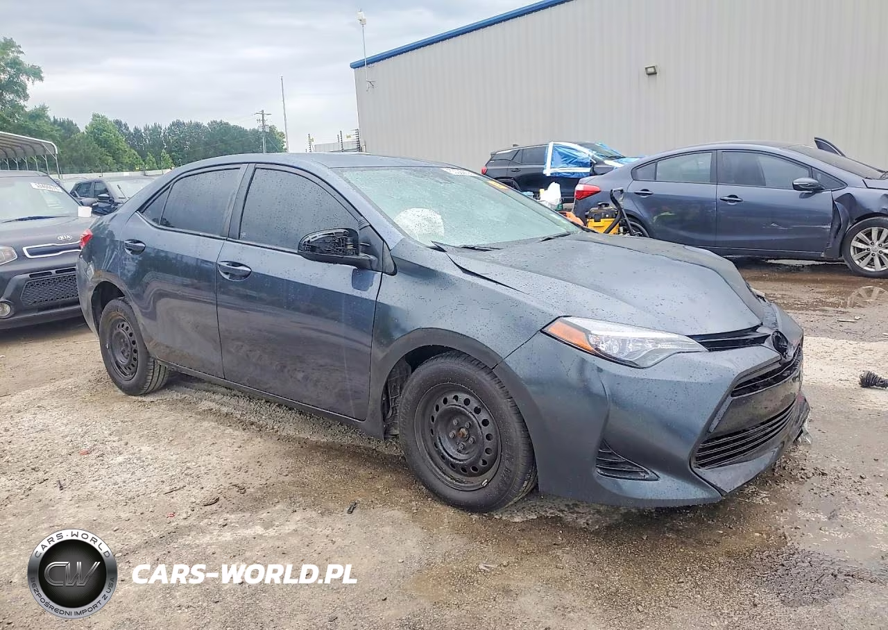 2017 Toyota Corolla L VIN:5YFBURHE1HP635246 - 4