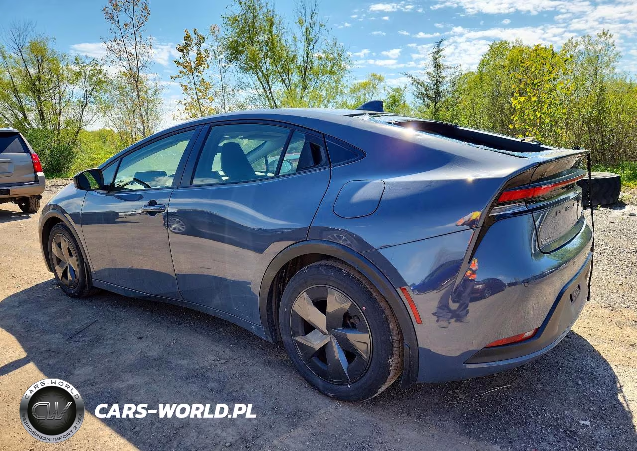 2024 Toyota Prius Le VIN:JTDACAAU3R3018281 - 2