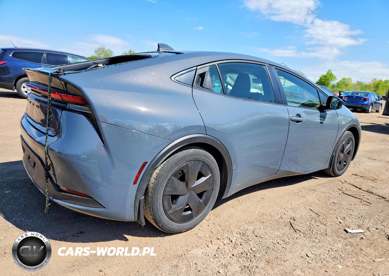 2024 Toyota Prius Le VIN:JTDACAAU3R3018281 - 3