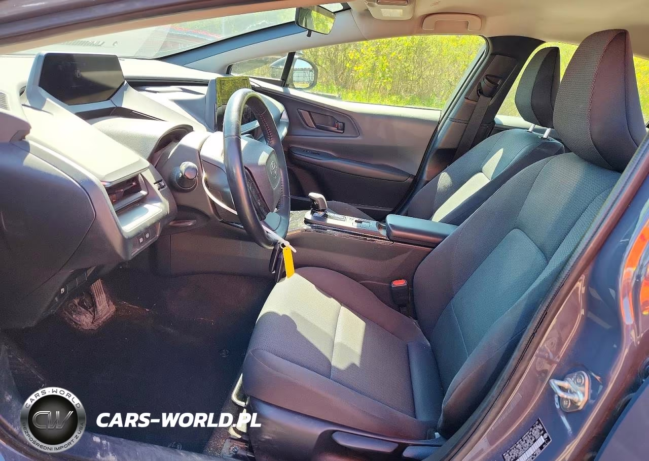 2024 Toyota Prius Le VIN:JTDACAAU3R3018281 - 7