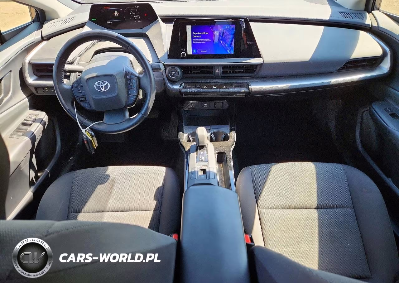2024 Toyota Prius Le VIN:JTDACAAU3R3018281 - 8