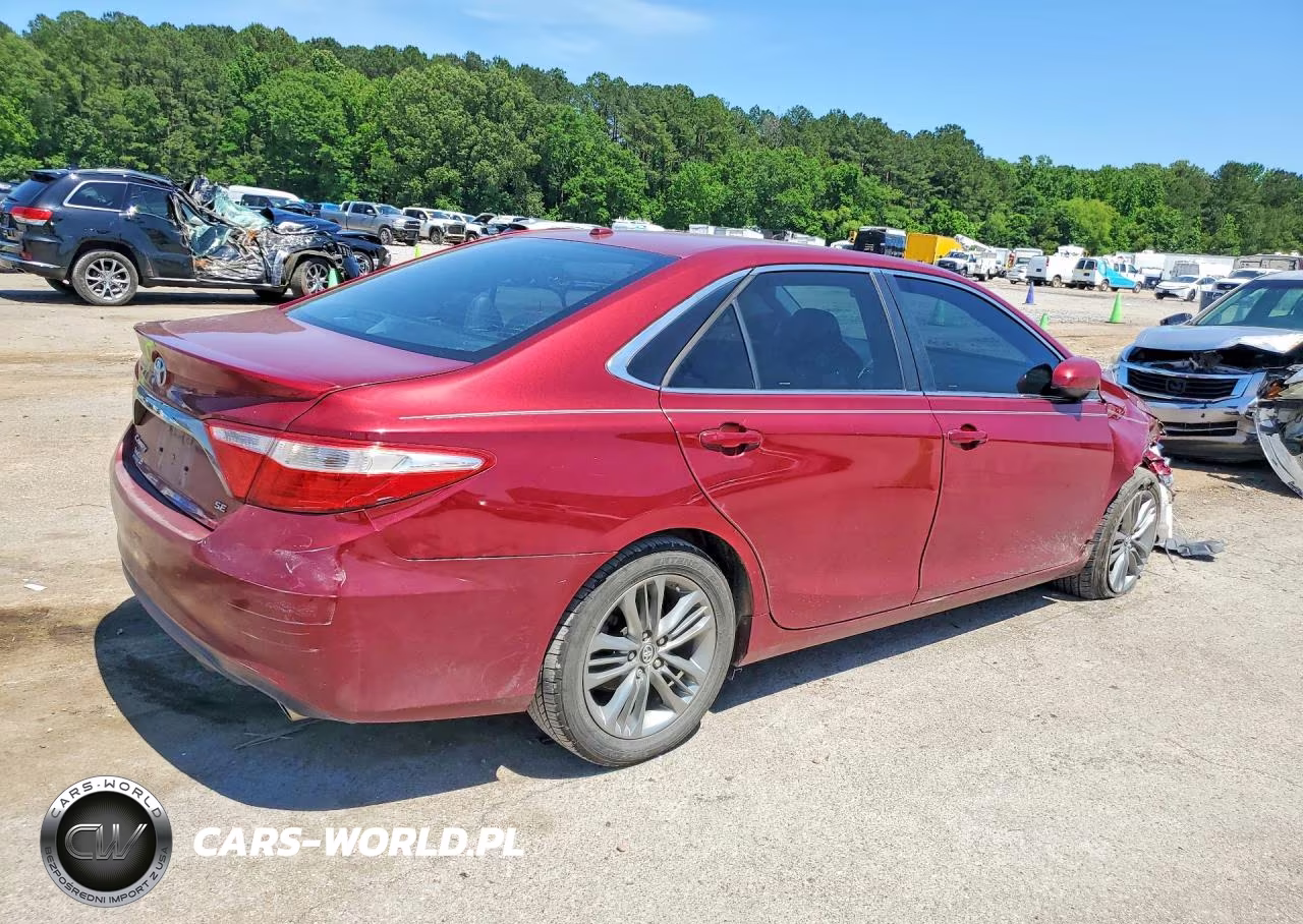 2016 Toyota Camry Se VIN:4T1BF1FK4GU598386 - 3