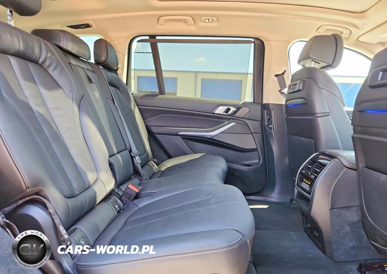 2020 BMW X7 xDrive40I VIN:5UXCW2C08L9B58977 - 11
