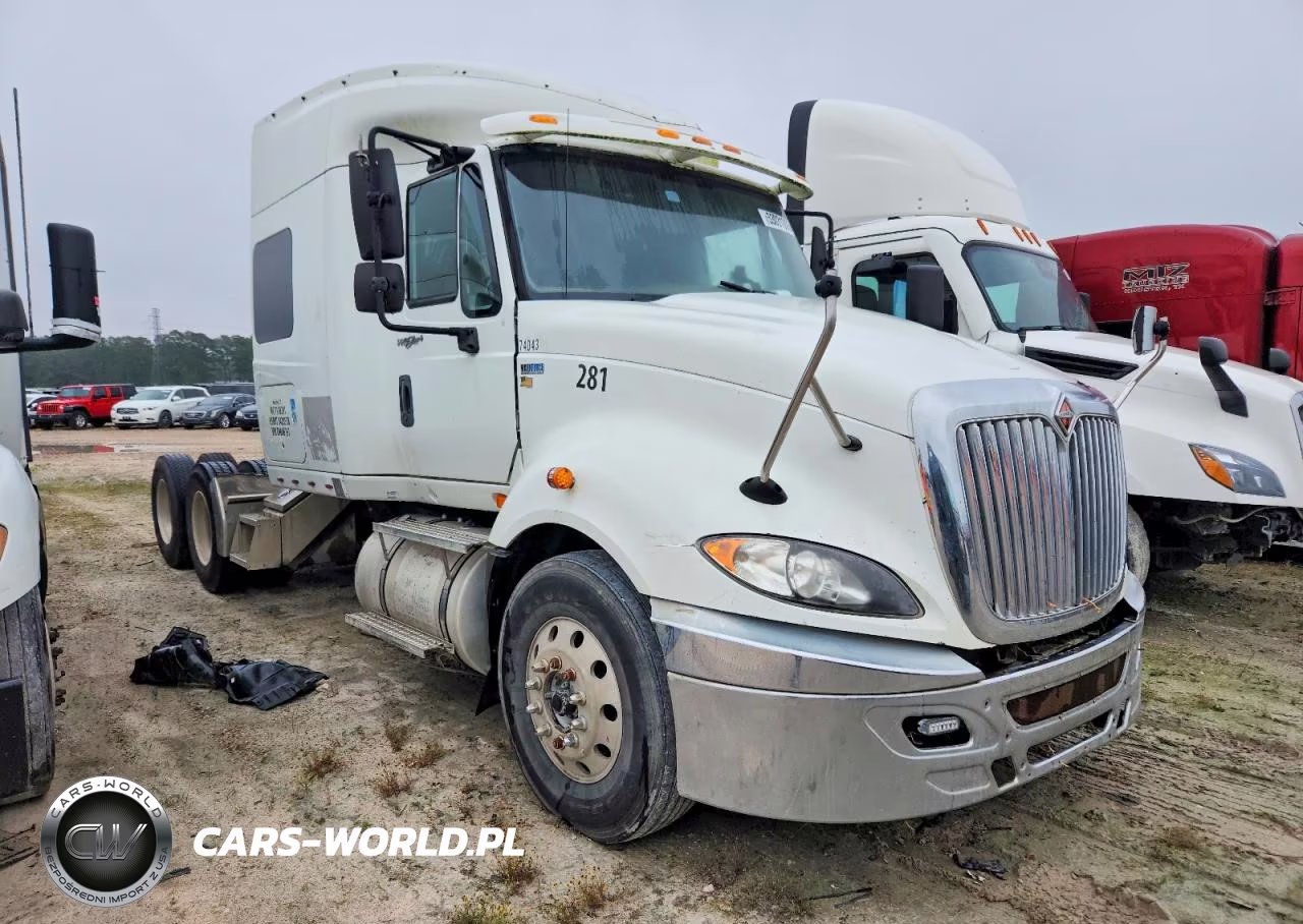 2012 International Lf687 Semi Truck