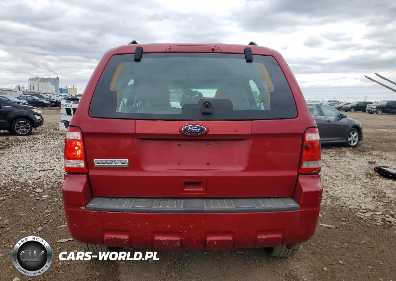 2010 Ford Escape Xls VIN:1FMCU0C70AKC88131 - 6