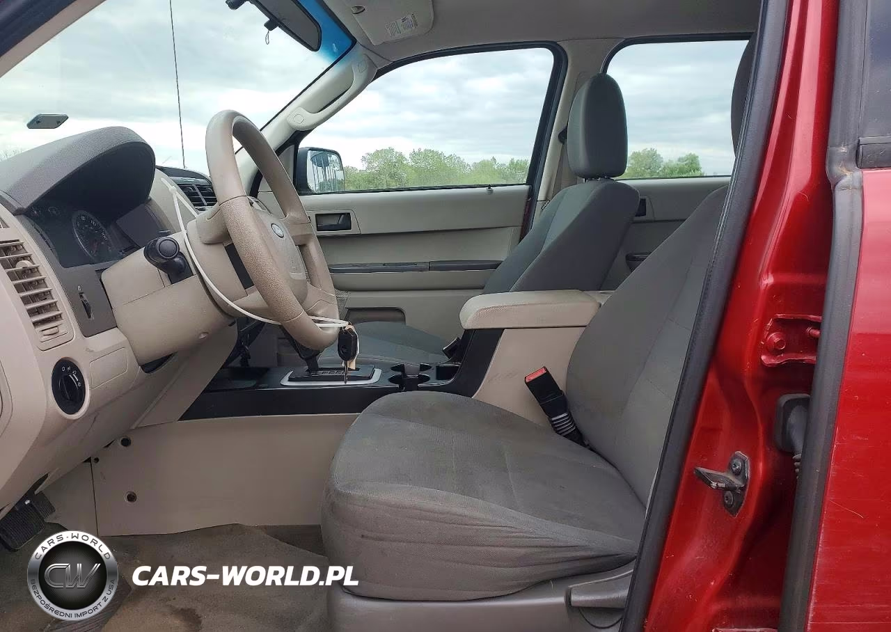 2010 Ford Escape Xls VIN:1FMCU0C70AKC88131 - 7