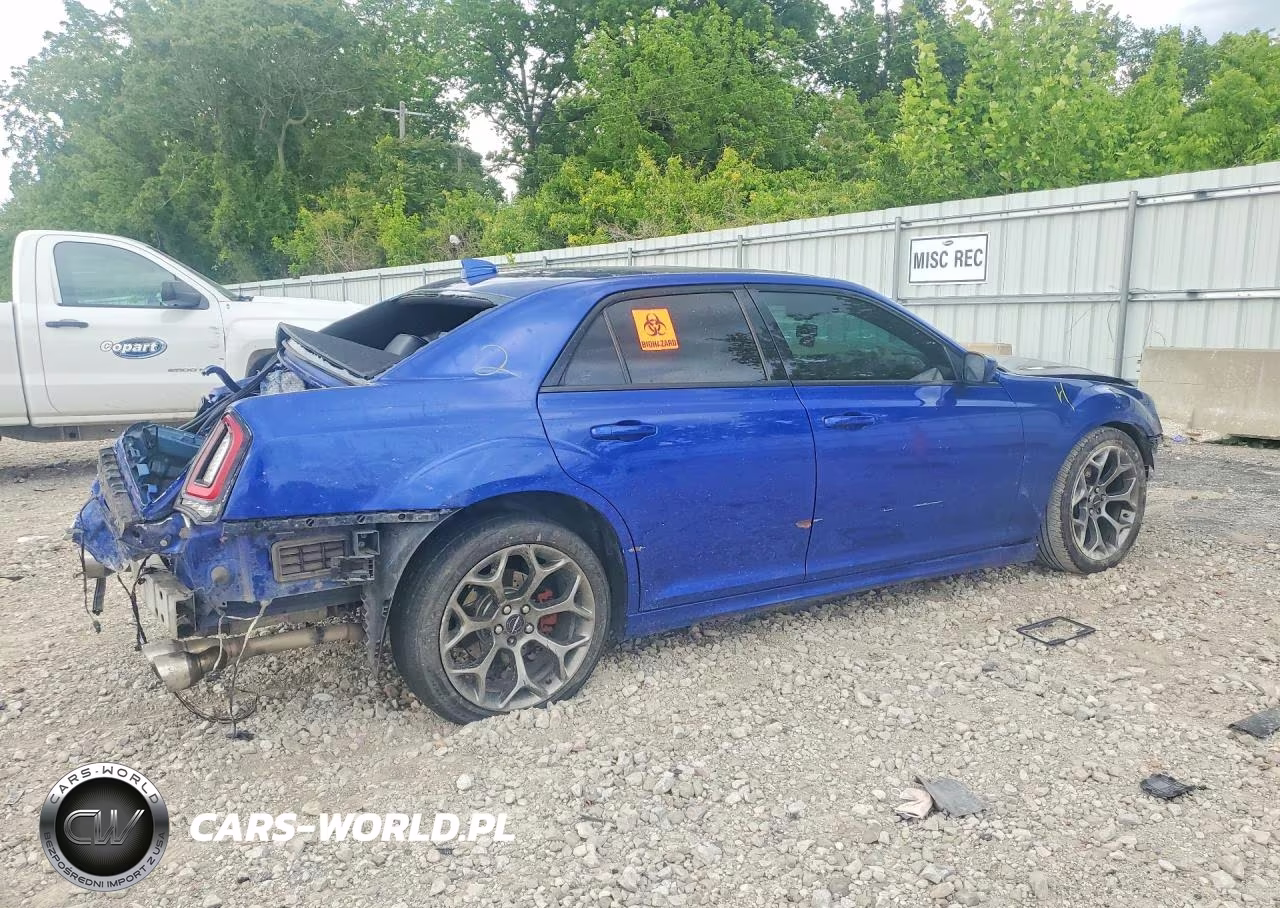 2018 Chrysler 300 S VIN:2C3CCABT8JH177186 - 3