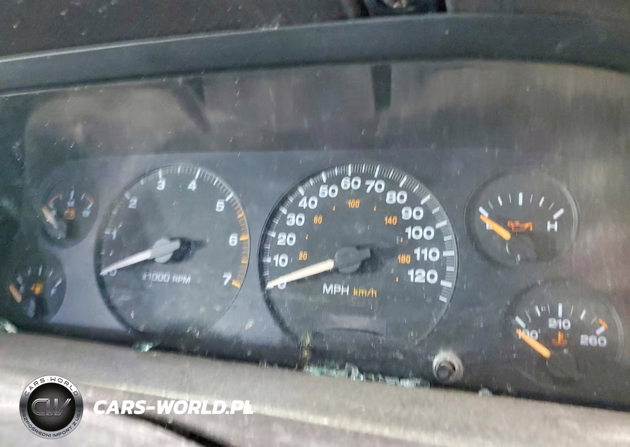 2001 Jeep Grand Cherokee Laredo VIN:1J4GW48S51C731382 - 9