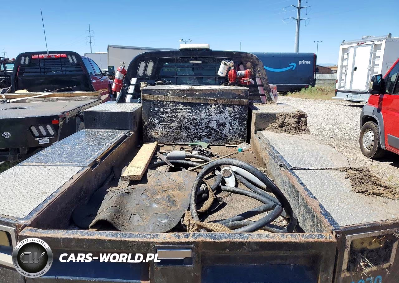 2019 Ford F550 Super Duty VIN:1FDAW5HT9KEC13934 - 10