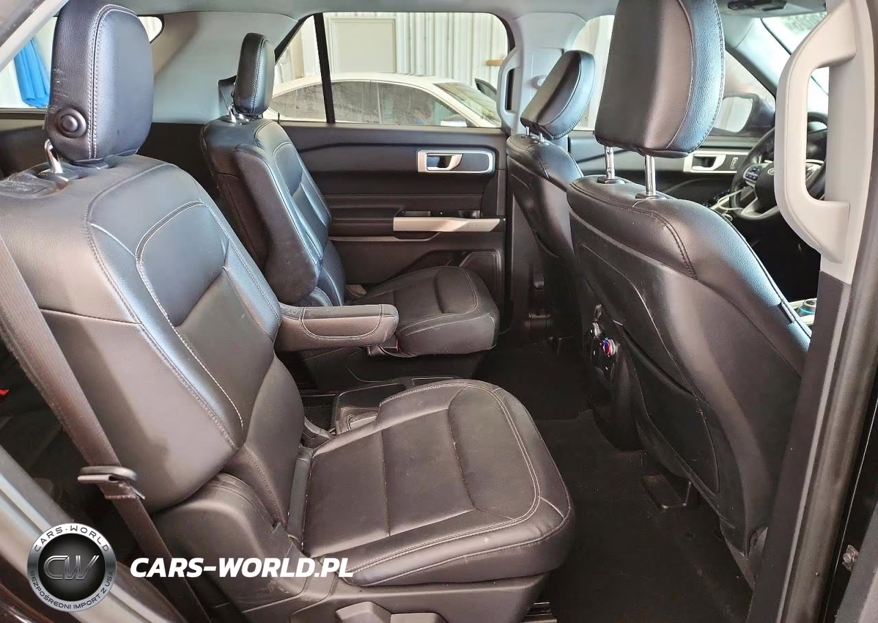 2020 Ford Explorer Xlt VIN:1FMSK8DH7LGC57875 - 11