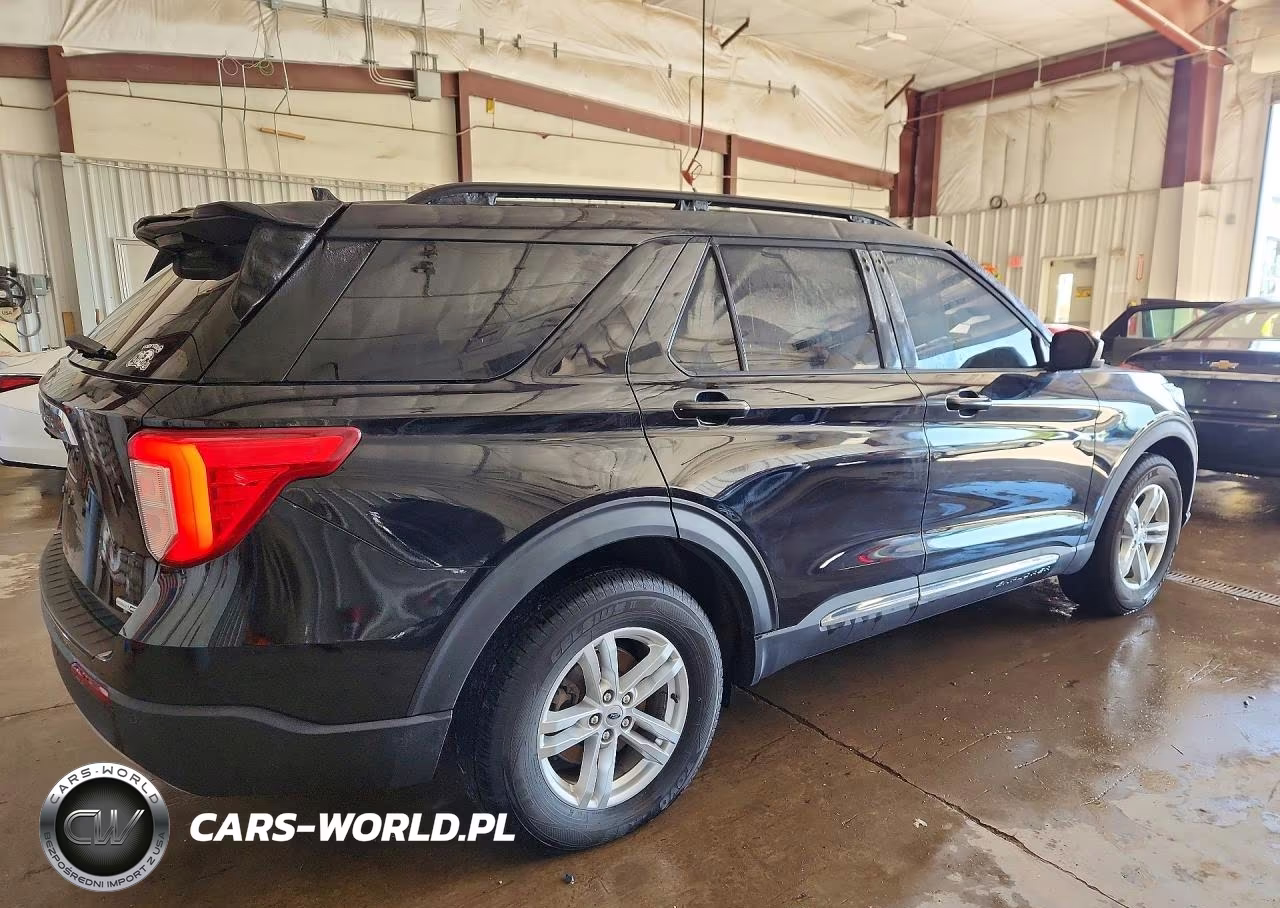 2020 Ford Explorer Xlt VIN:1FMSK8DH7LGC57875 - 3