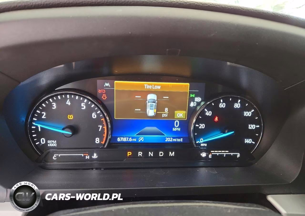 2020 Ford Explorer Xlt VIN:1FMSK8DH7LGC57875 - 9