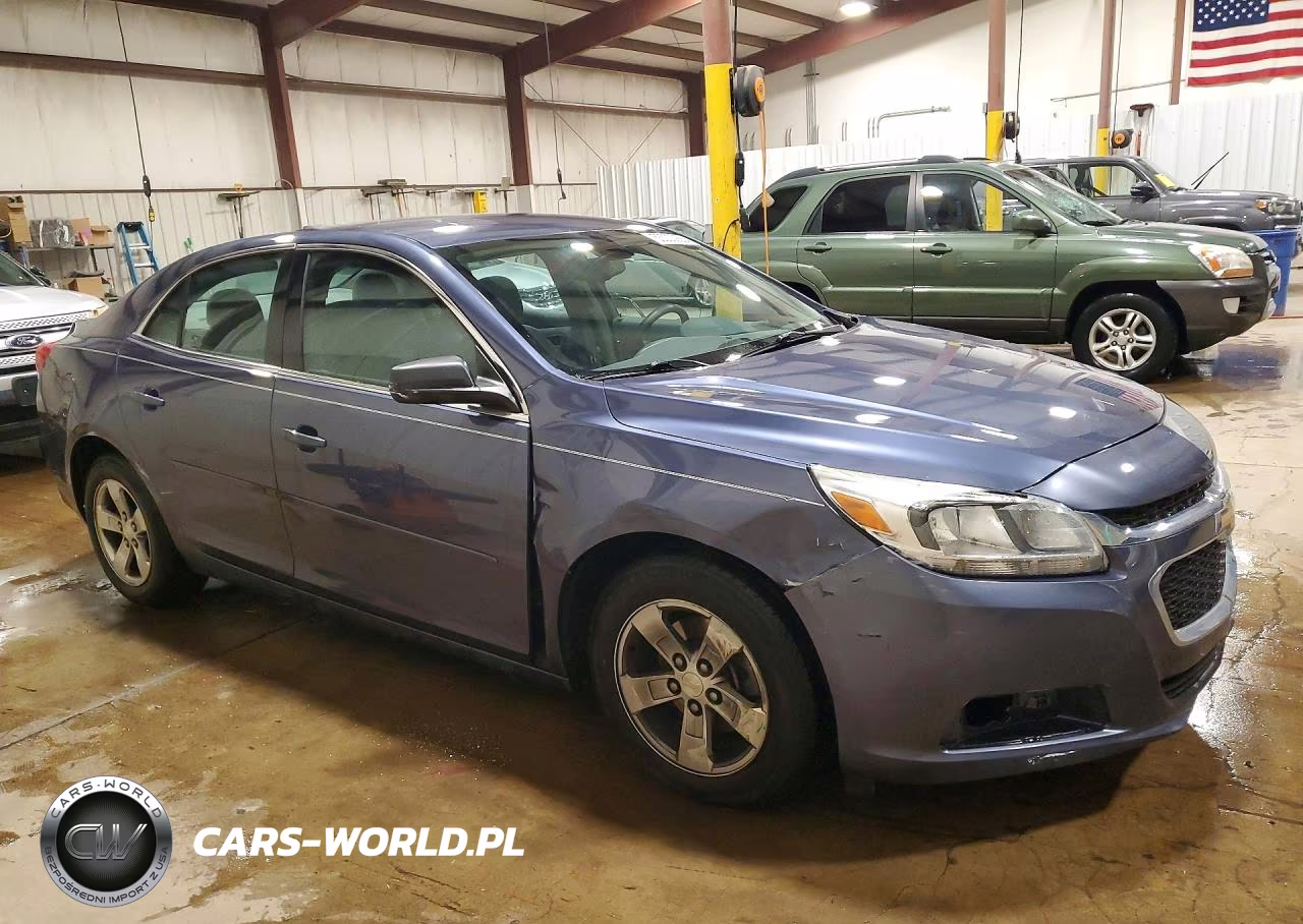 2015 Chevrolet Malibu Ls VIN:1G11B5SL8FF230449 - 4