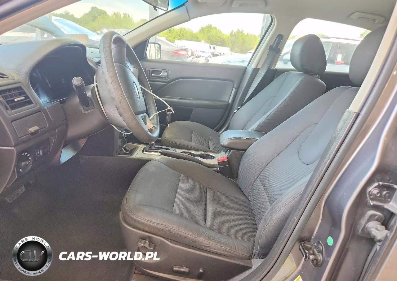2012 Ford Fusion Se VIN:3FAHP0HA7CR402944 - 7