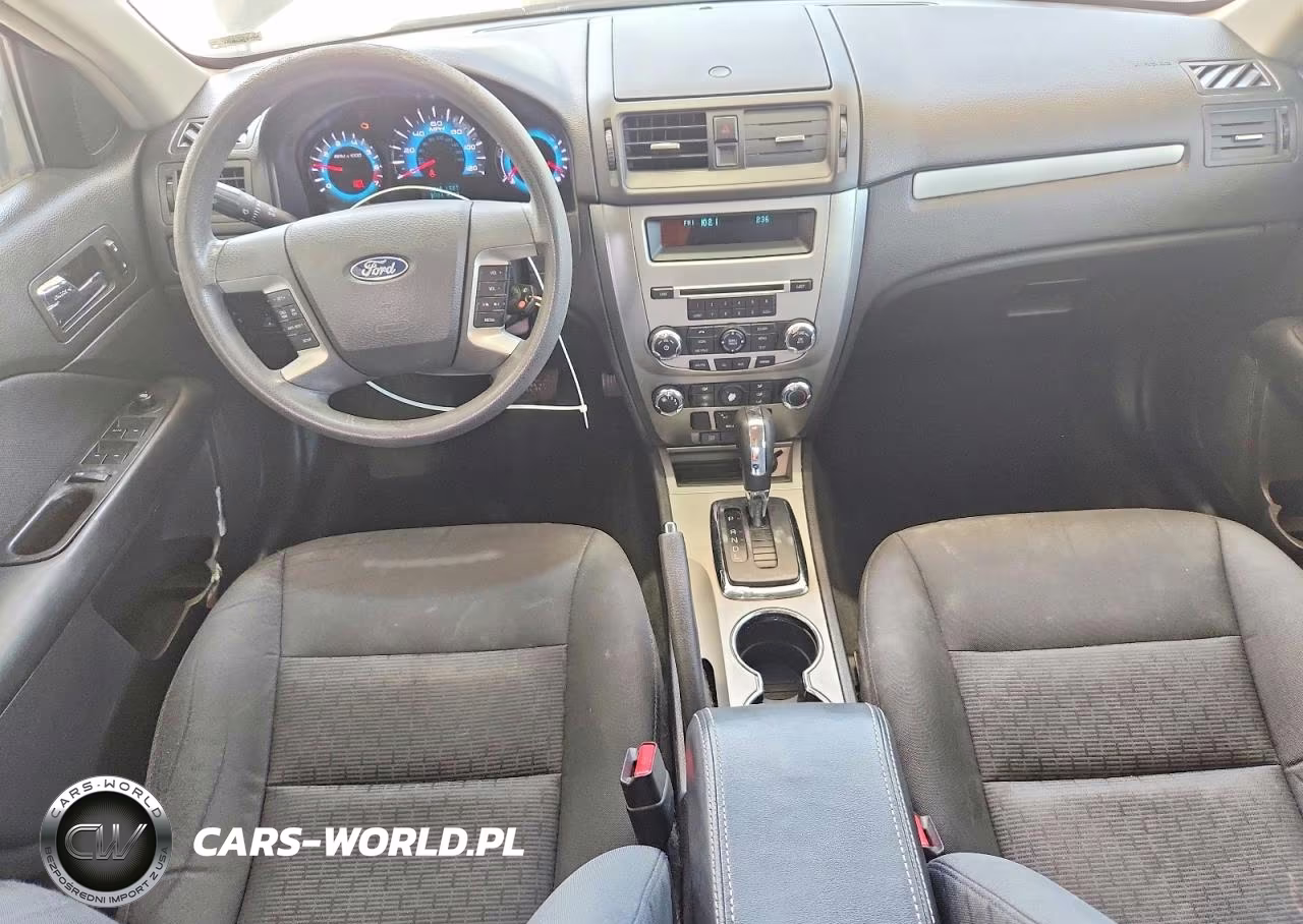 2012 Ford Fusion Se VIN:3FAHP0HA7CR402944 - 8