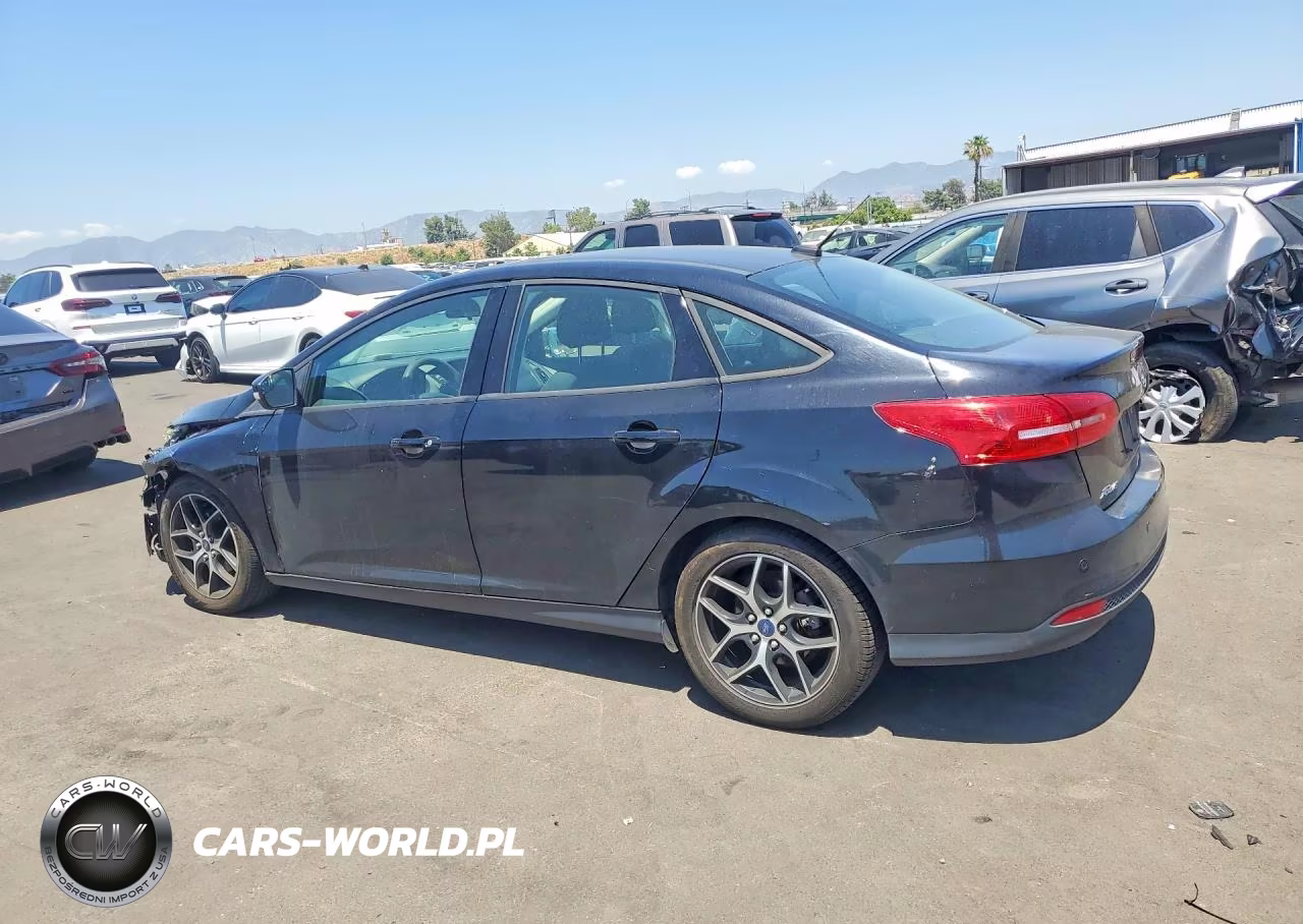 2018 Ford Focus Sel VIN:1FADP3H24JL221370 - 2