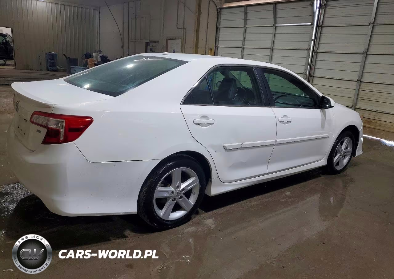 2013 Toyota Camry Se VIN:4T1BF1FK4DU714049 - 3
