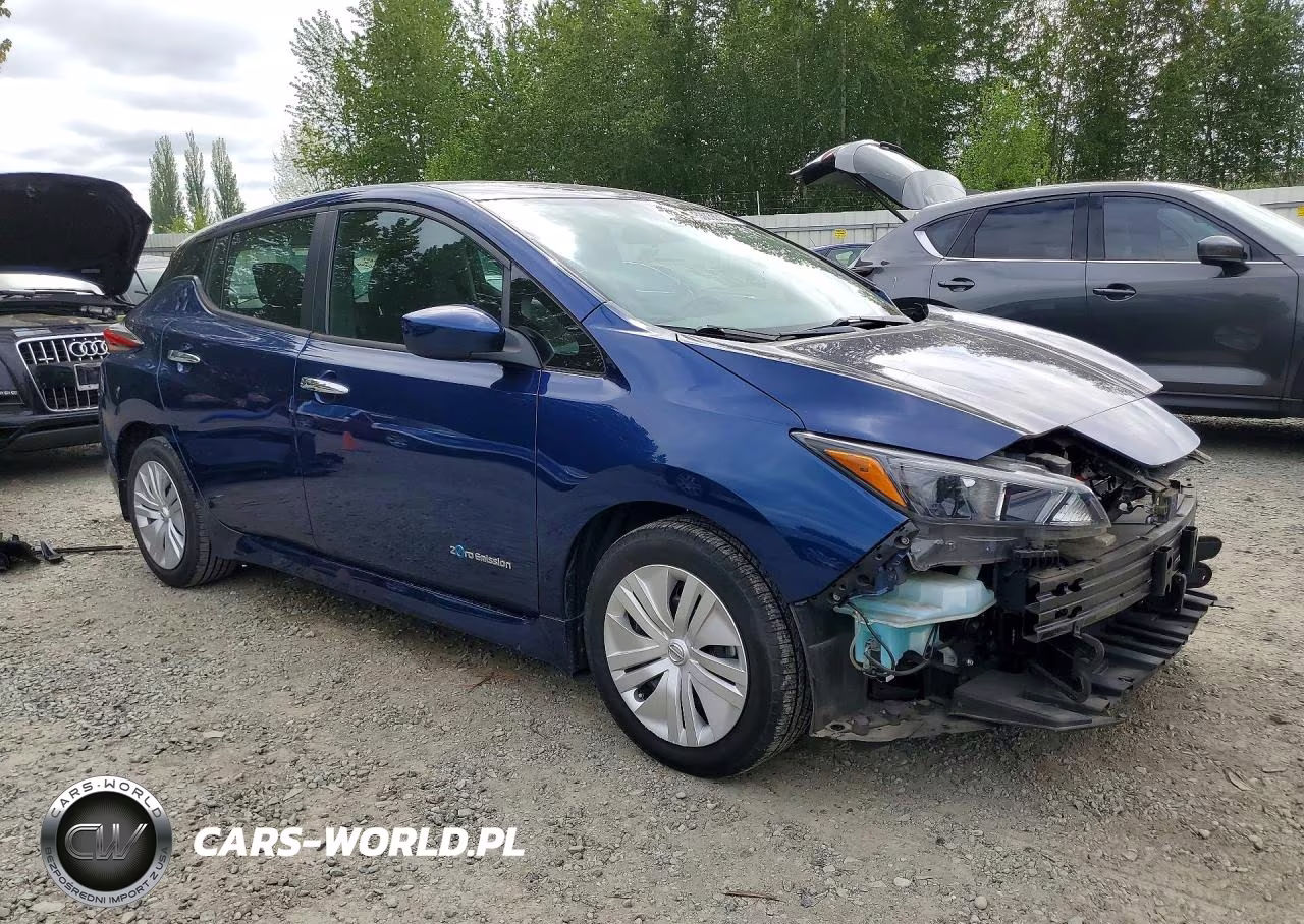 2018 Nissan Leaf S VIN:1N4AZ1CP1JC304033 - 4
