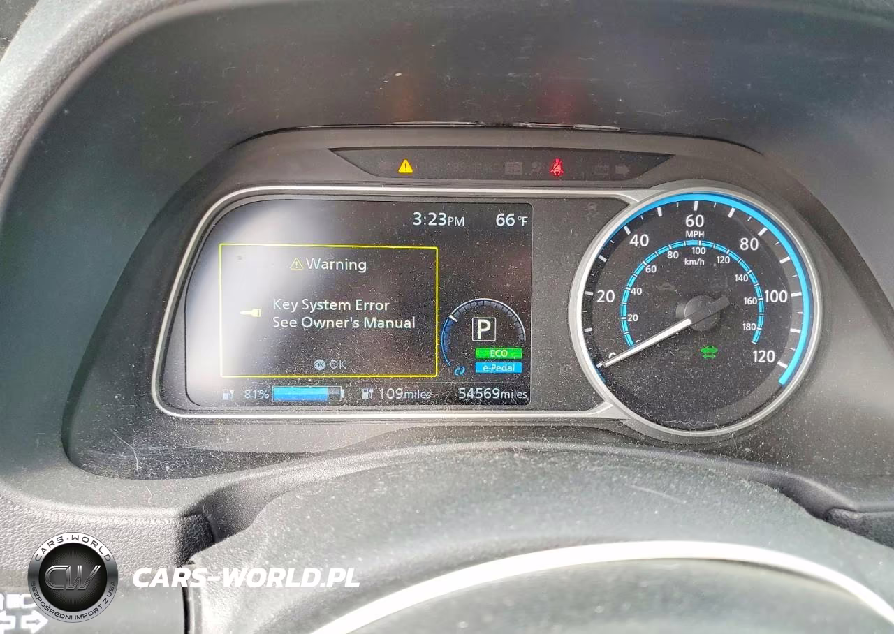 2018 Nissan Leaf S VIN:1N4AZ1CP1JC304033 - 9