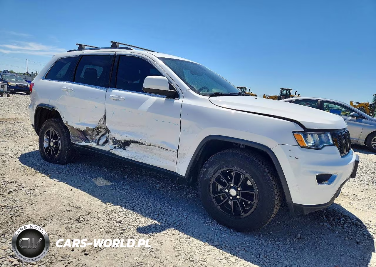 2018 Jeep Grand Cherokee Laredo VIN:1C4RJFAG8JC332965 - 4