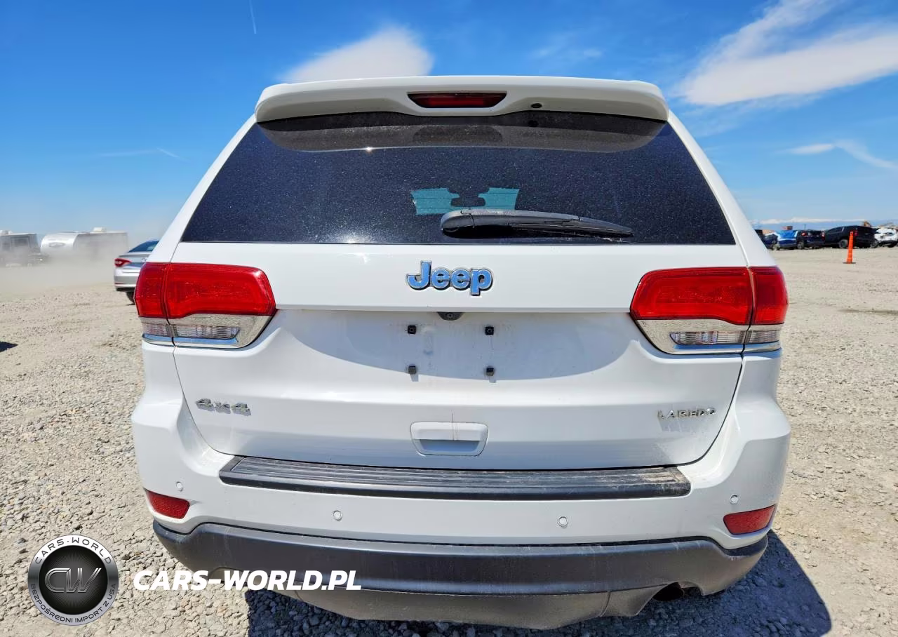 2018 Jeep Grand Cherokee Laredo VIN:1C4RJFAG8JC332965 - 6