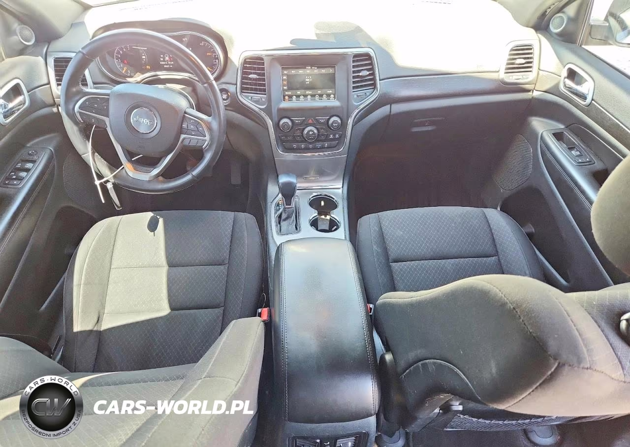 2018 Jeep Grand Cherokee Laredo VIN:1C4RJFAG8JC332965 - 8