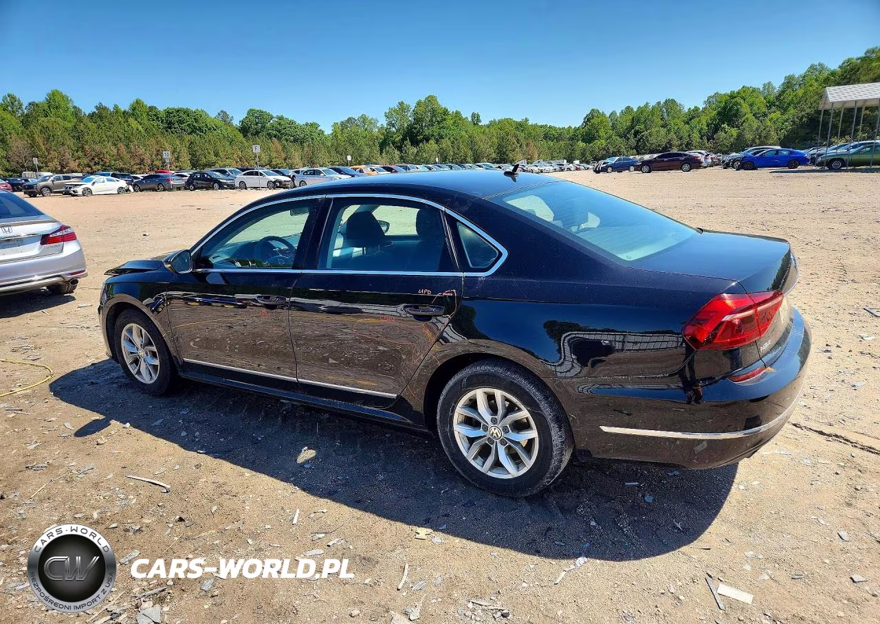 2017 Volkswagen Passat S VIN:1VWAT7A35HC015565 - 2