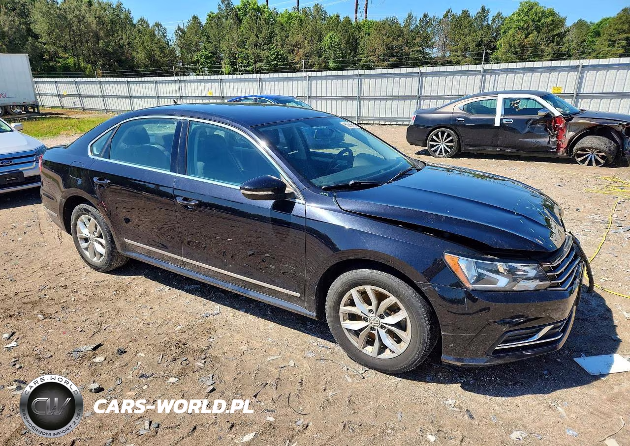 2017 Volkswagen Passat S VIN:1VWAT7A35HC015565 - 4