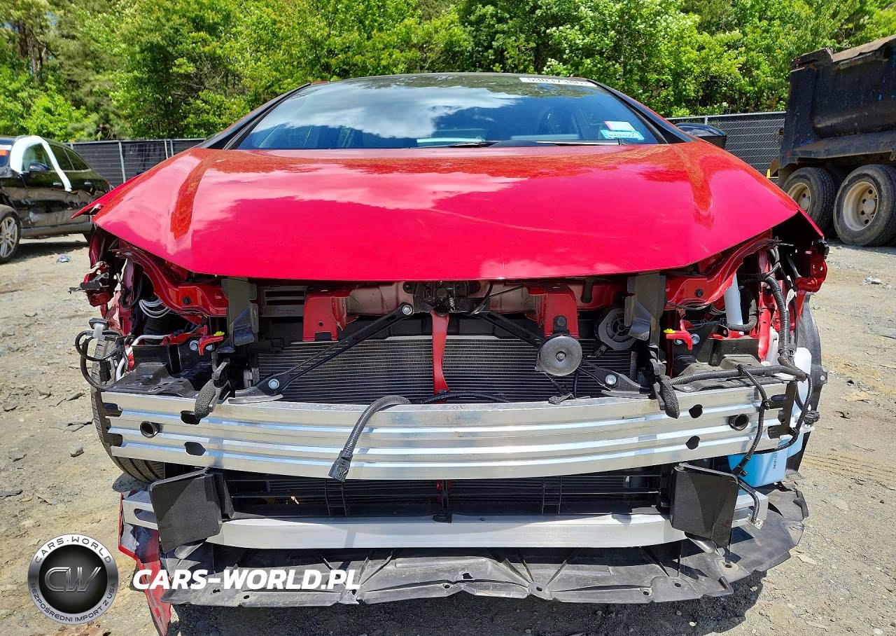 2024 Toyota Prius Xle VIN:JTDACAAU8R3027638 - 5