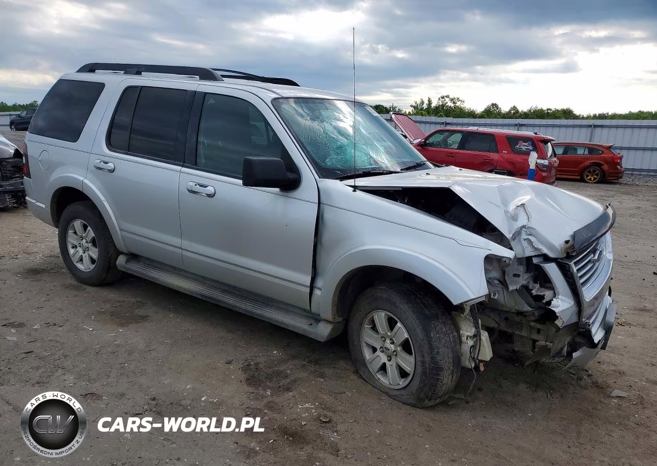 2009 Ford Explorer Xlt VIN:1FMEU73E39UA15796 - 4