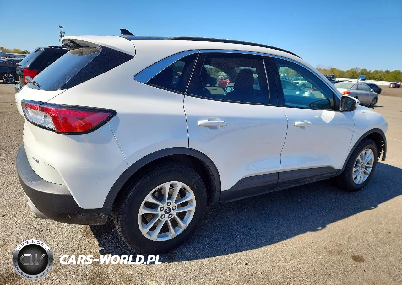2020 Ford Escape Se VIN:1FMCU9G61LUA82684 - 3
