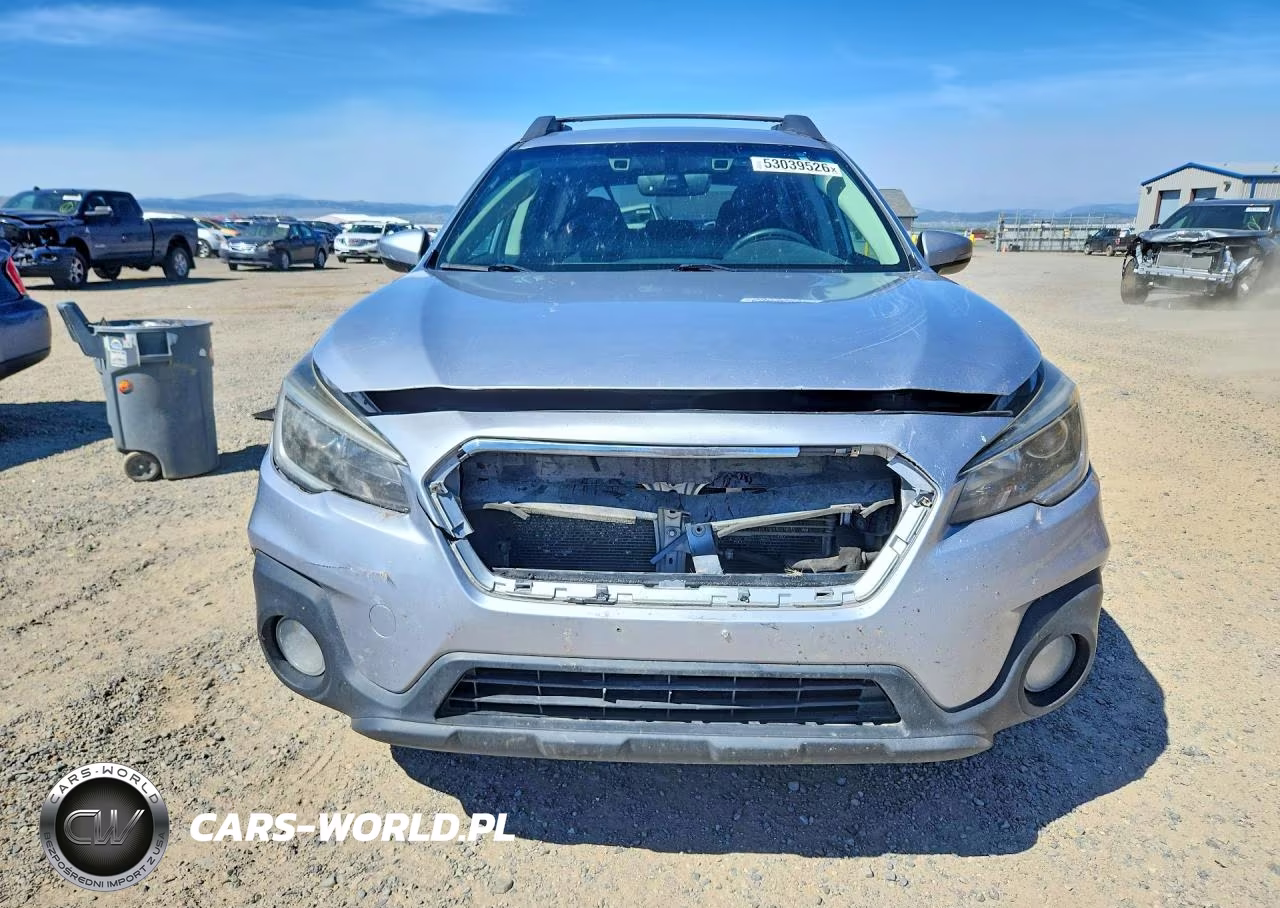 2018 Subaru Outback 2.5I Premium VIN:4S4BSAFCXJ3340679 - 5