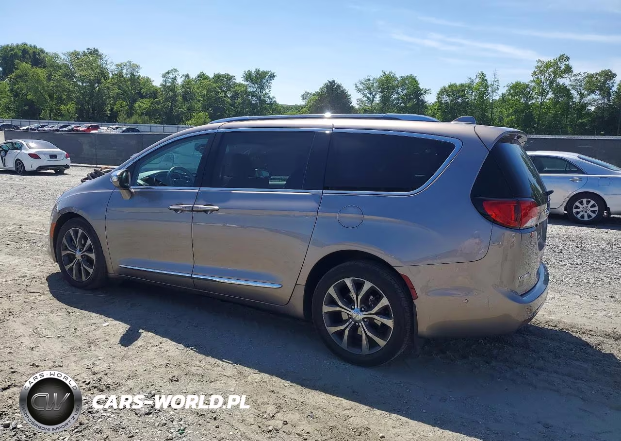 2017 Chrysler Pacifica Limited VIN:2C4RC1GG8HR643298 - 2