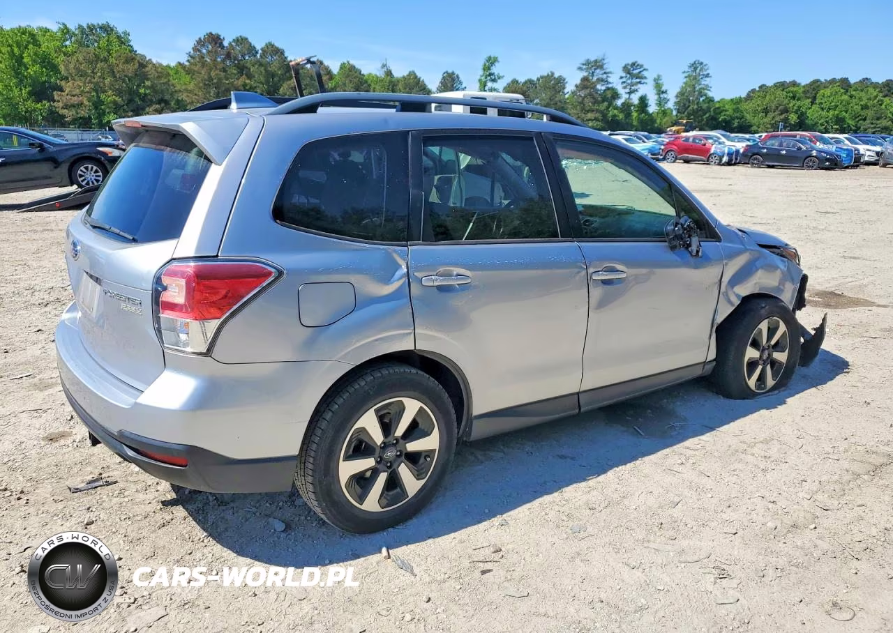 2017 Subaru Forester 2.5I Premium VIN:JF2SJAEC6HH486021 - 3