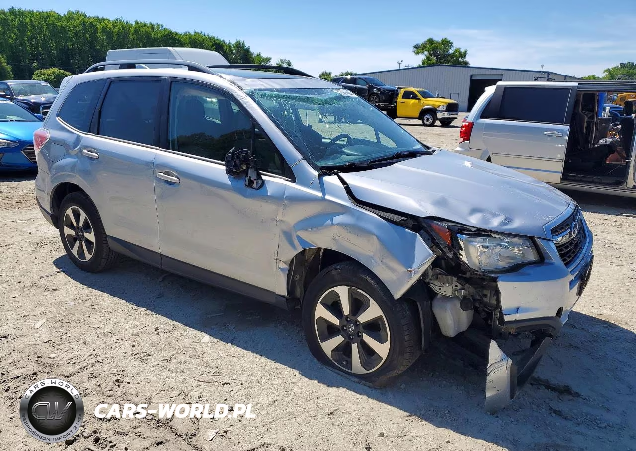 2017 Subaru Forester 2.5I Premium VIN:JF2SJAEC6HH486021 - 4