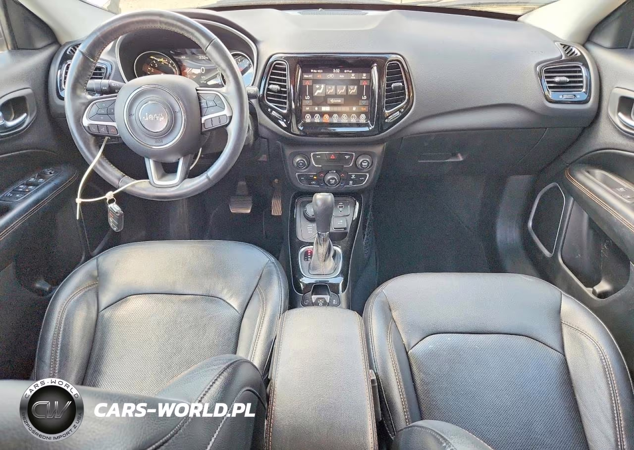 2018 Jeep Compass Limited VIN:3C4NJDCBXJT485680 - 9
