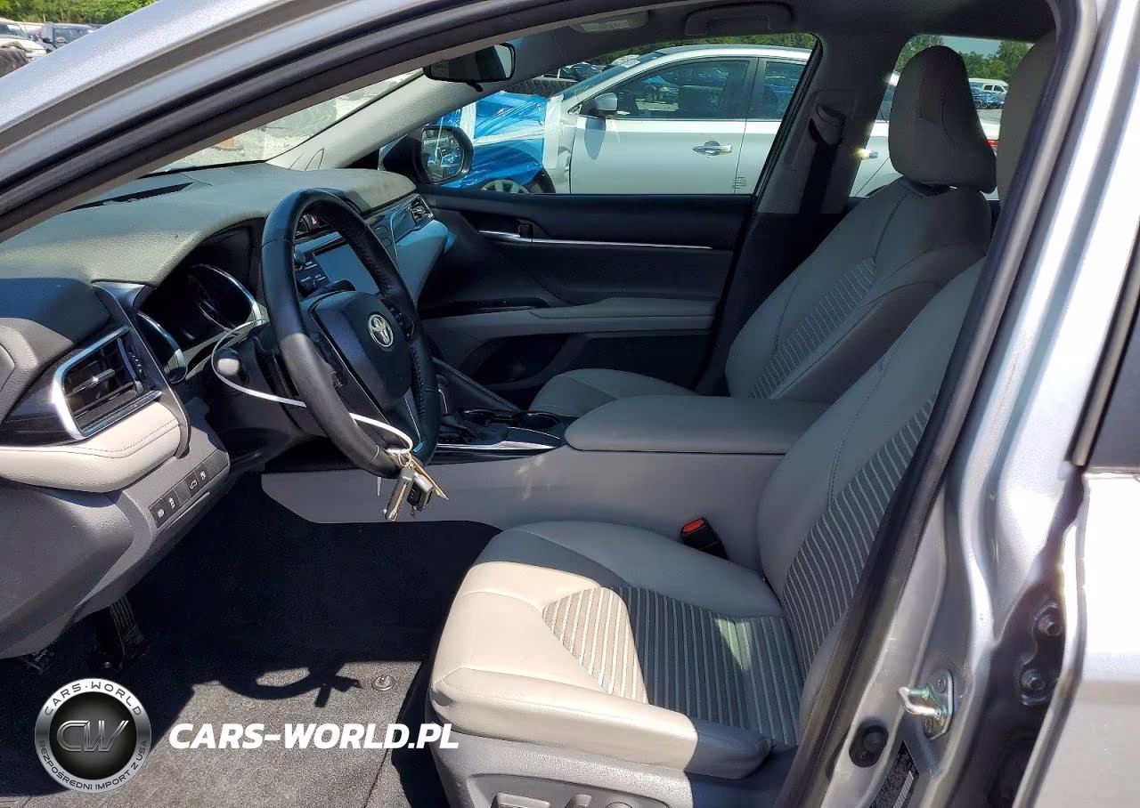 2018 Toyota Camry Se VIN:4T1B11HK8JU639444 - 7