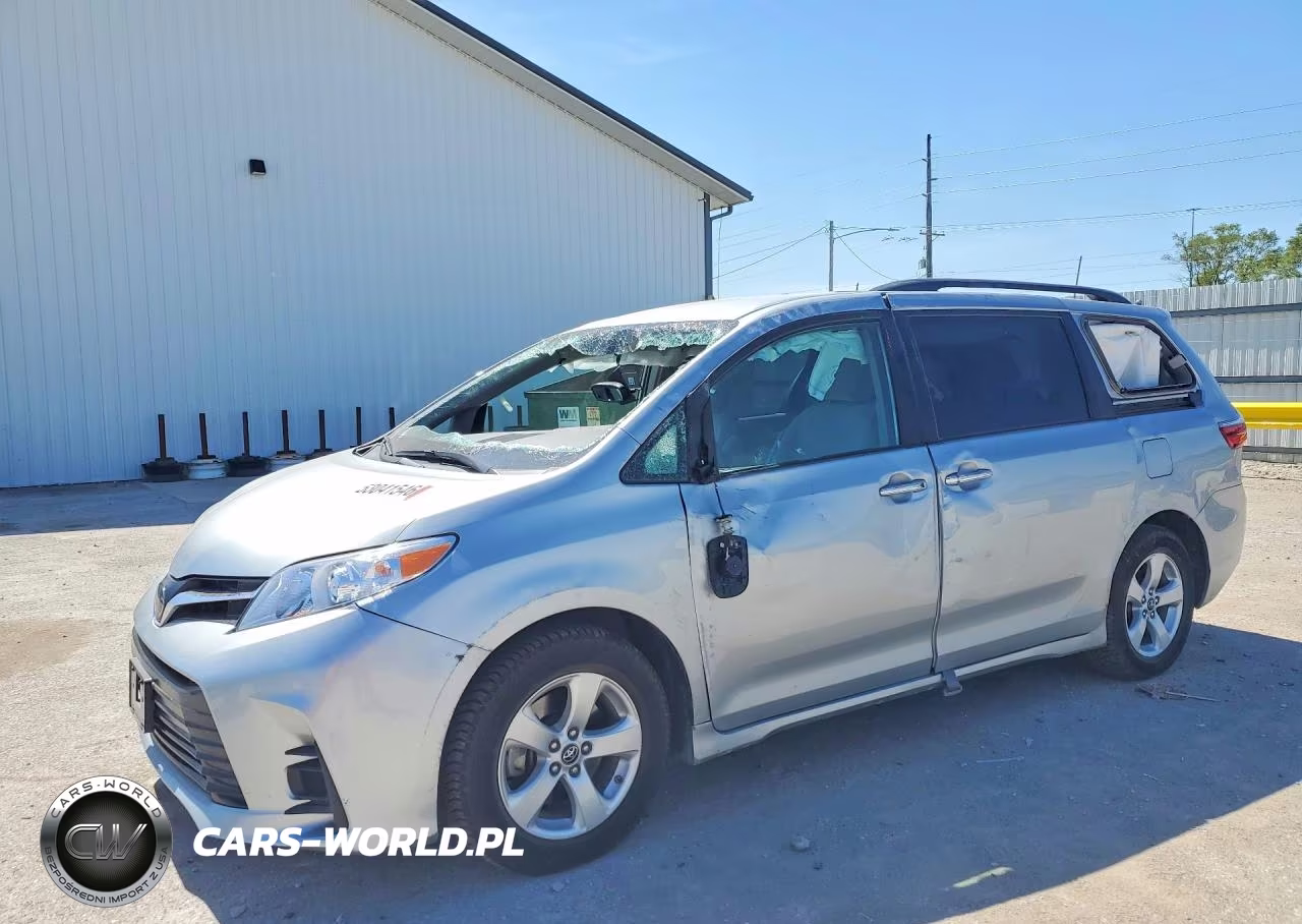 2020 Toyota Sienna Le