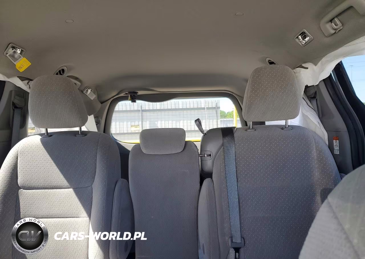 2020 Toyota Sienna Le VIN:5TDKZ3DC6LS032960 - 10