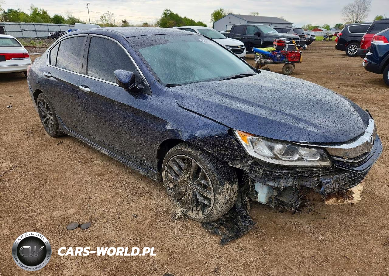 2017 Honda Accord Sport VIN:1HGCR2F55HA012198 - 4