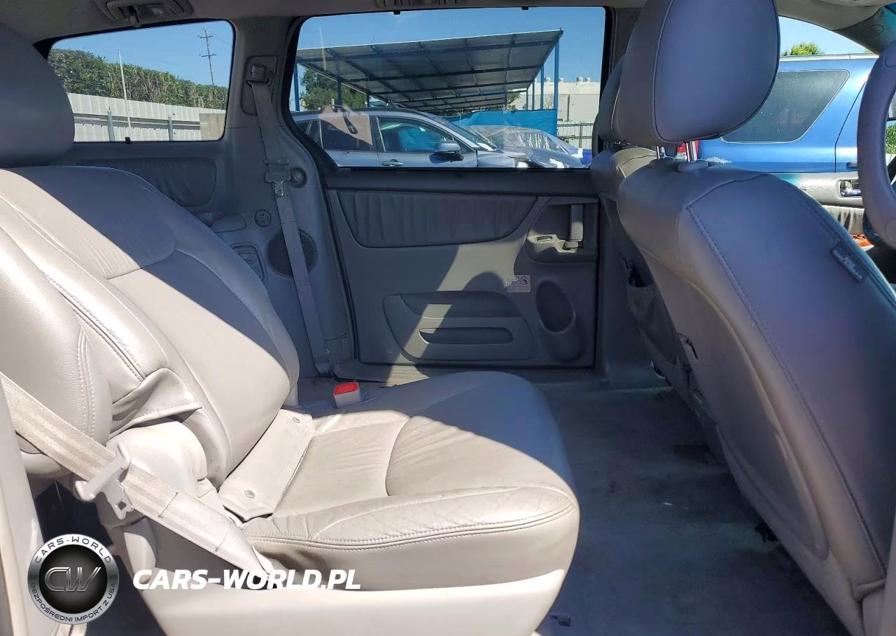 2010 Toyota Sienna Xle VIN:5TDYK4CC7AS318304 - 11