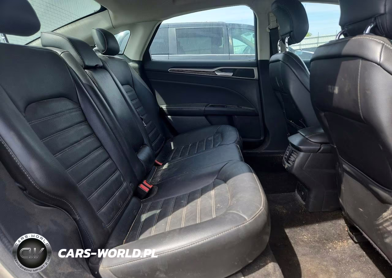 2015 Ford Fusion Se VIN:3FA6P0H99FR107068 - 10