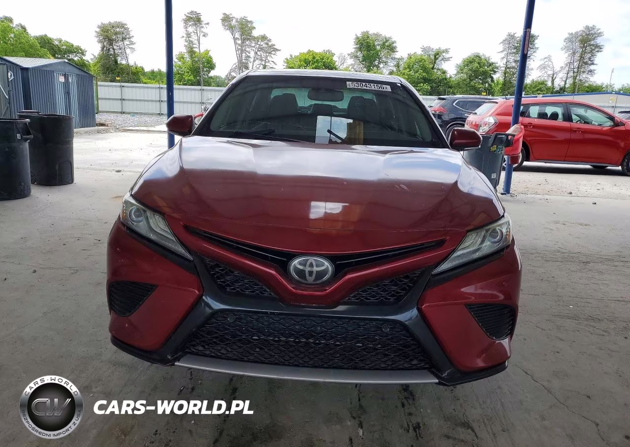 2018 Toyota Camry Xse VIN:4T1B61HK9JU560656 - 5