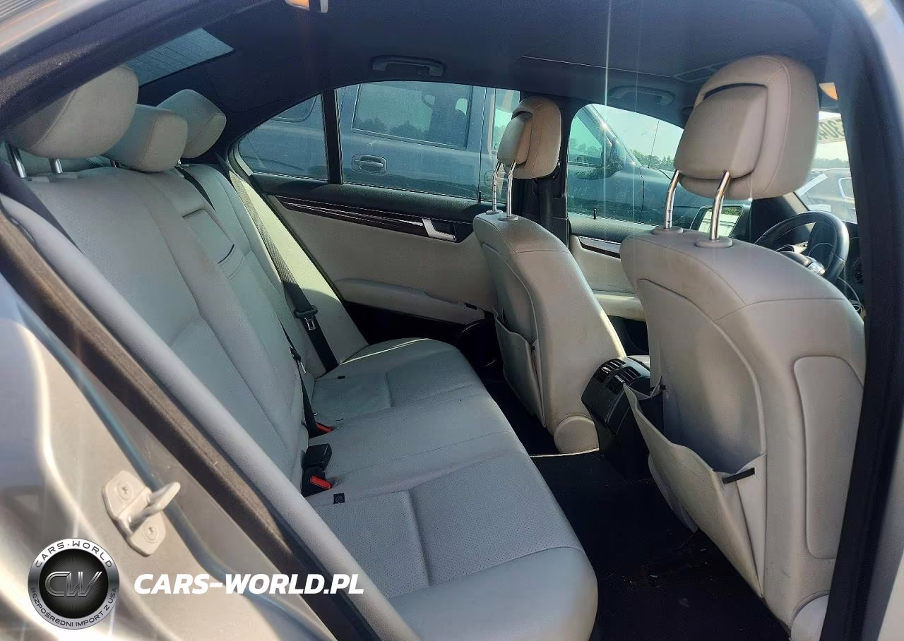 2013 Mercedes-Benz C 250 VIN:WDDGF4HB7DA857416 - 10