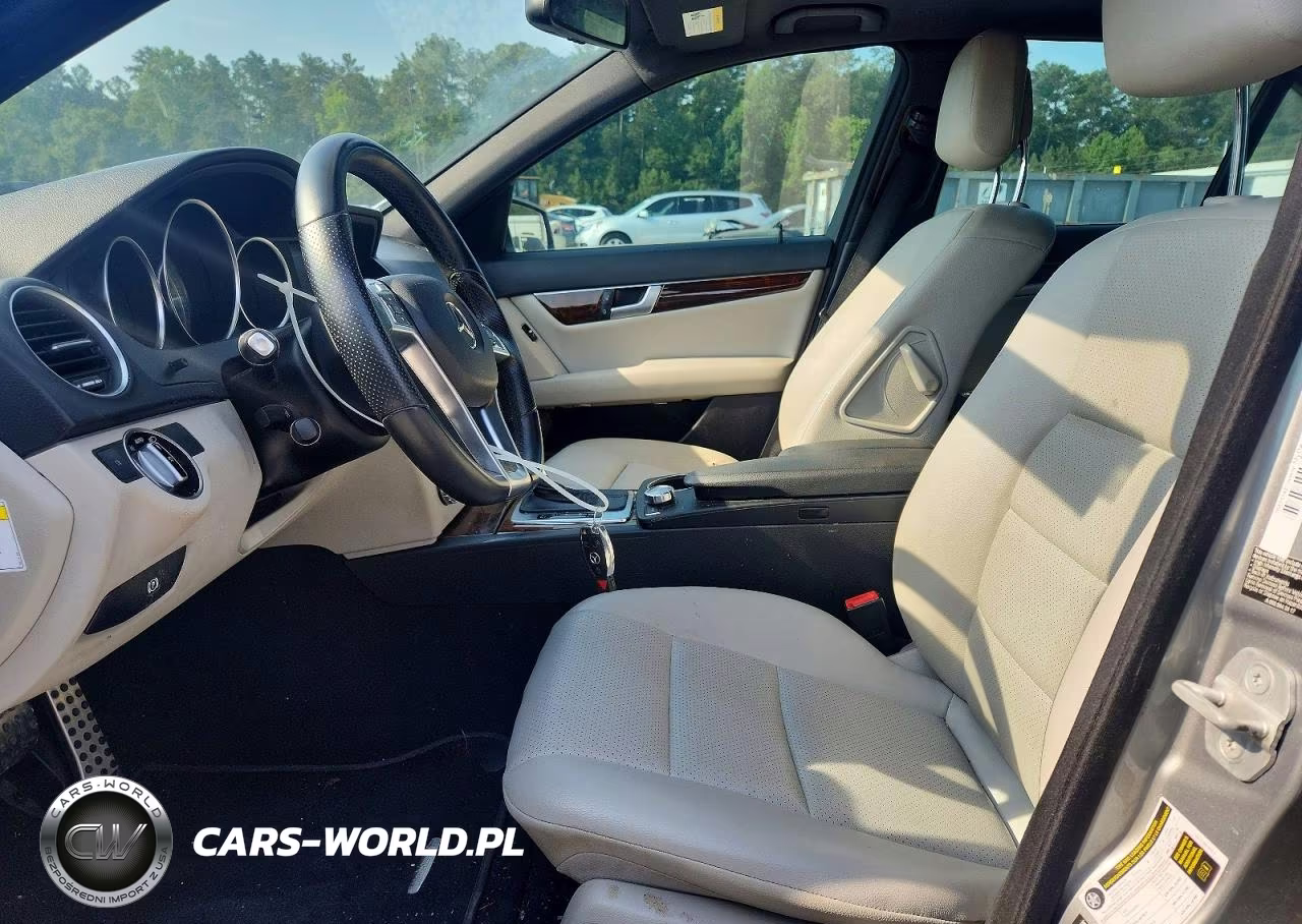 2013 Mercedes-Benz C 250 VIN:WDDGF4HB7DA857416 - 7