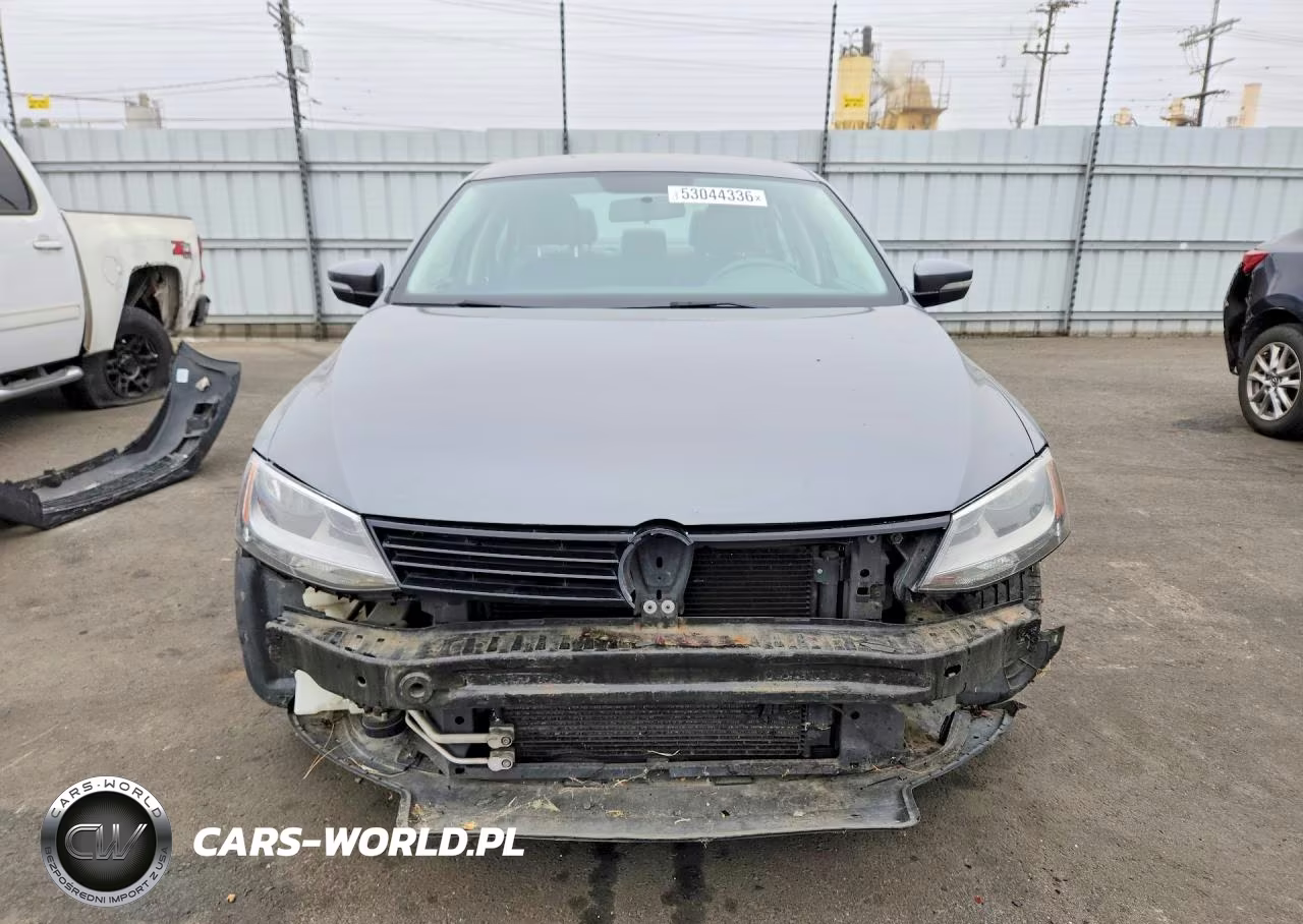 2011 Volkswagen Jetta Se VIN:3VWDZ7AJ1BM394595 - 5