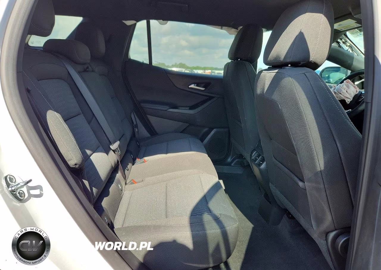 2026 Chevrolet Equinox Lt VIN:3GNAXHEG1TL299503 - 11